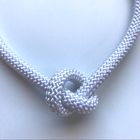 White rope necklace - multiple ways to wear it - Picture 8 of 11